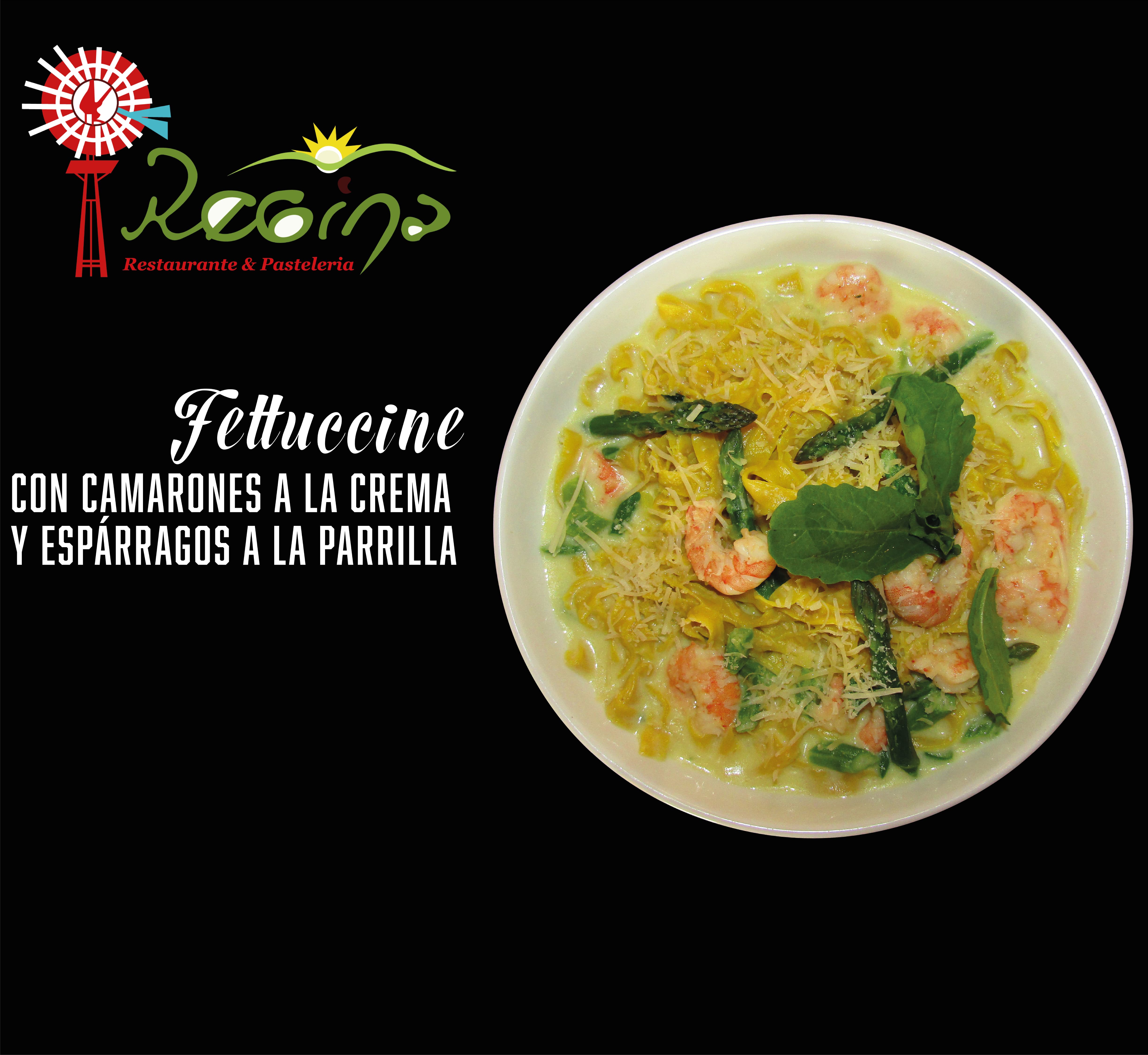 Fettuccine con camarones a la crema y esparragos a la parrilla